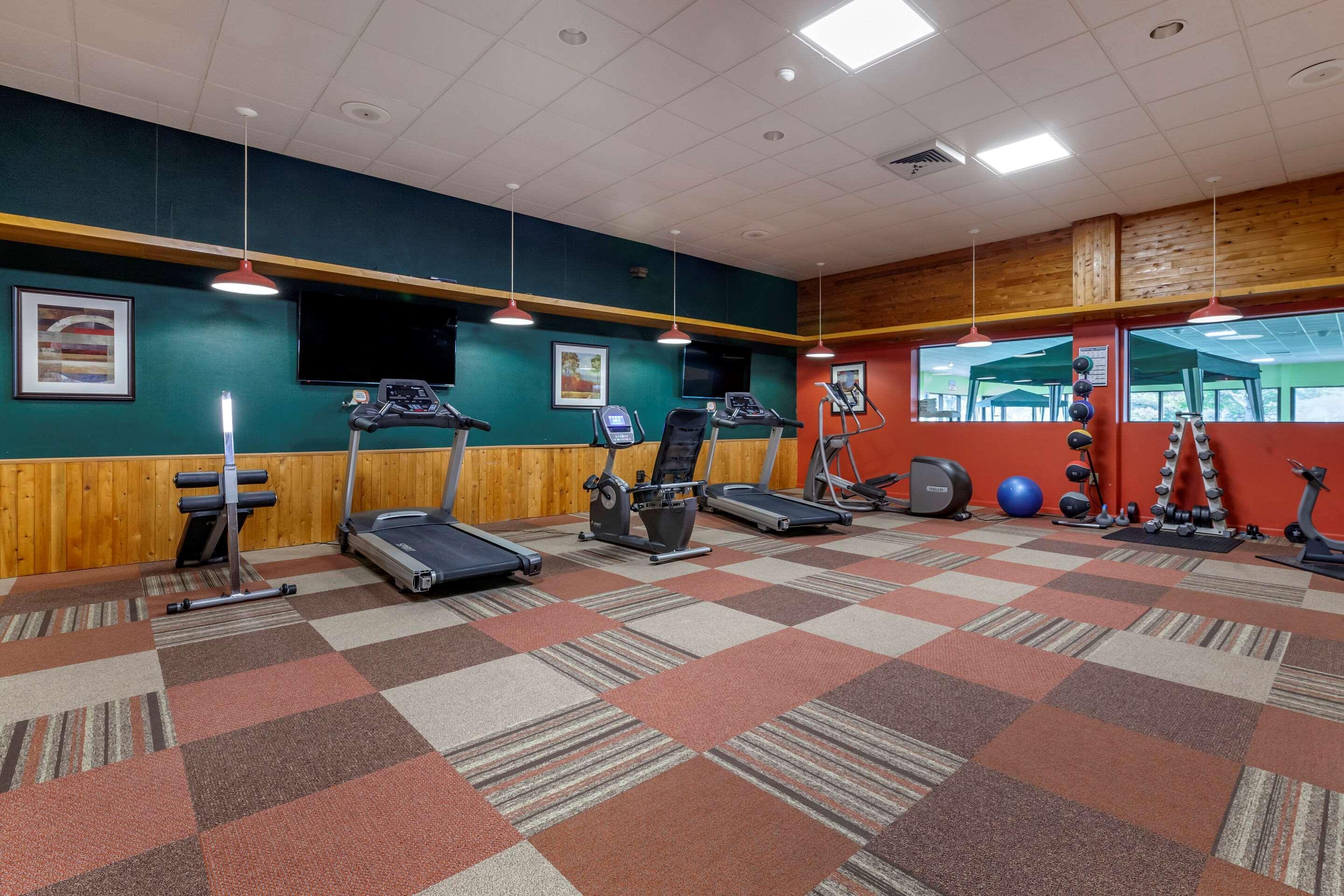 Quality Inn & Suites Escanaba North Exterior foto